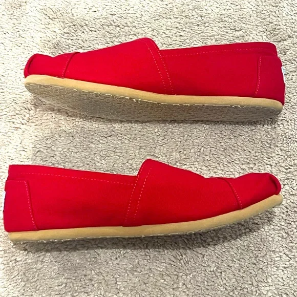 Womens TOMS Alparagata Classic Slip On  - Barely worn - Picture 2 of 4